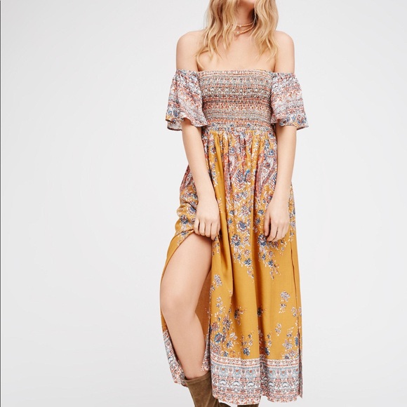 Free People Dresses & Skirts - Free People printed maxi dress NWT